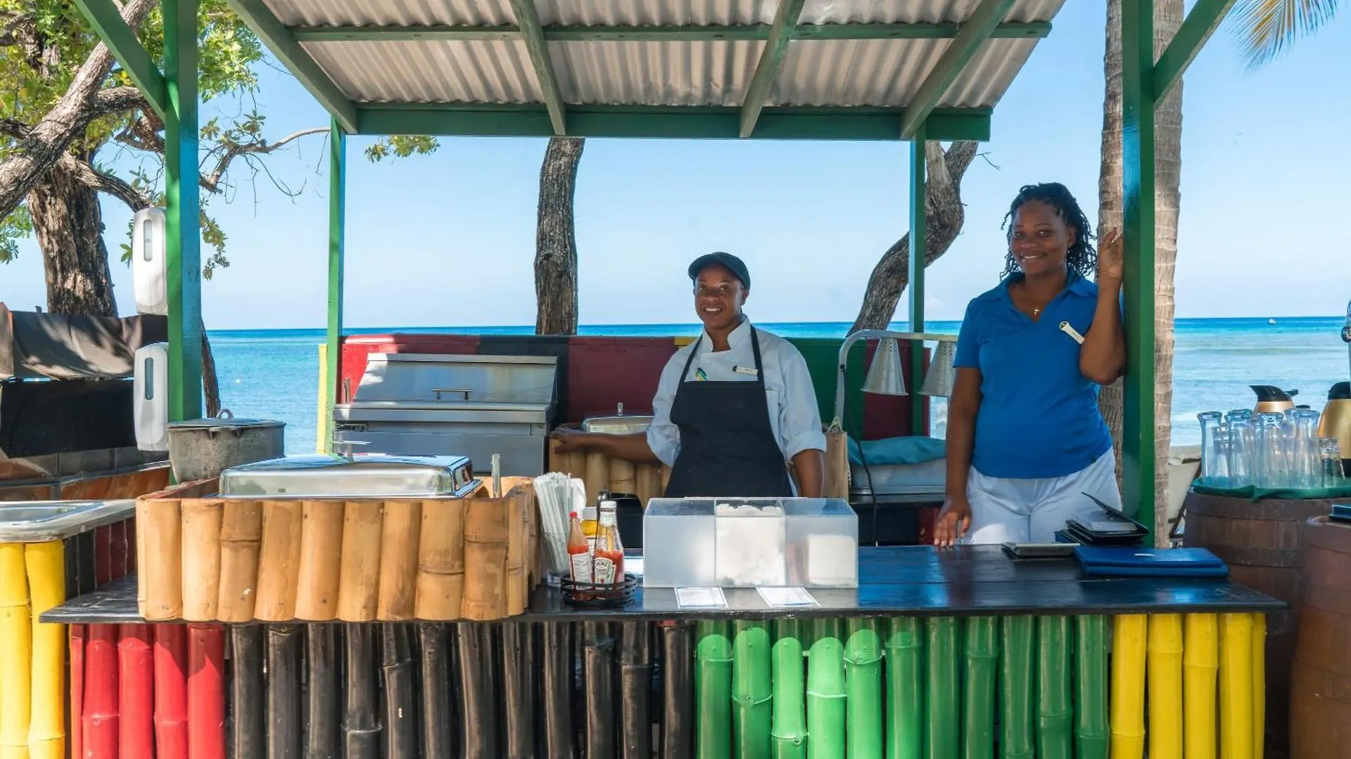 Hospitality Expert Bts 3 - Pool Beach & Bar Montego Bay 0*,